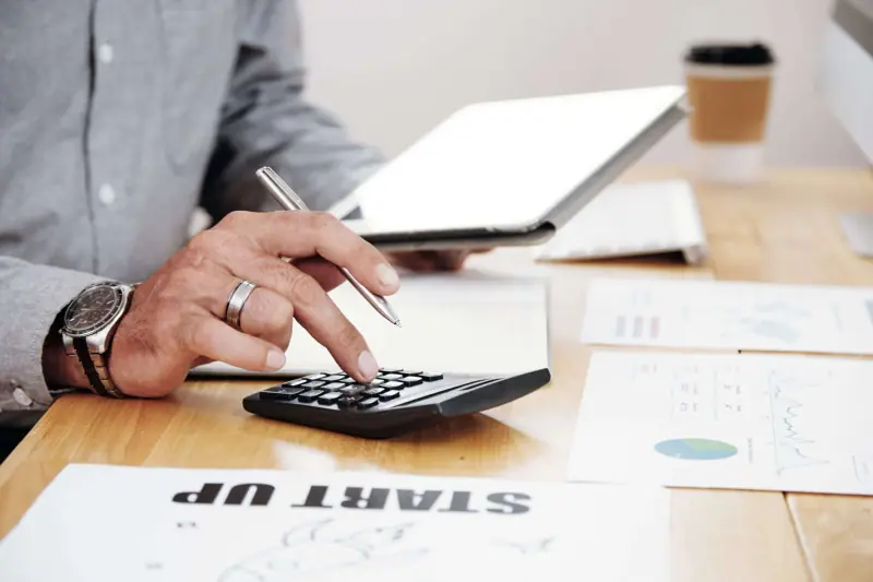 Tracking rent and expense records in an office setting